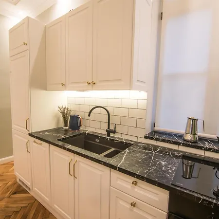 Sophie - 75 Sqm - Free Car Garage Appartamento Sarajevo