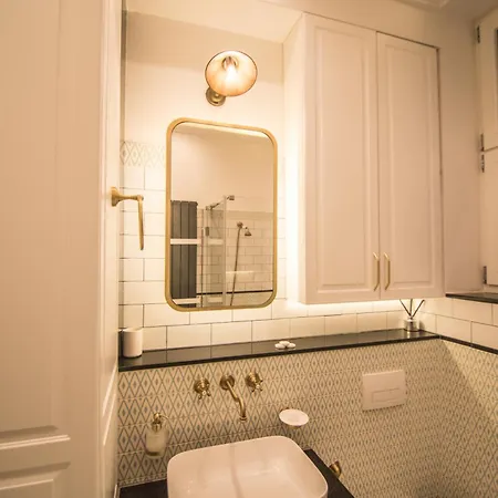 Sophie - 75 Sqm - Free Car Garage